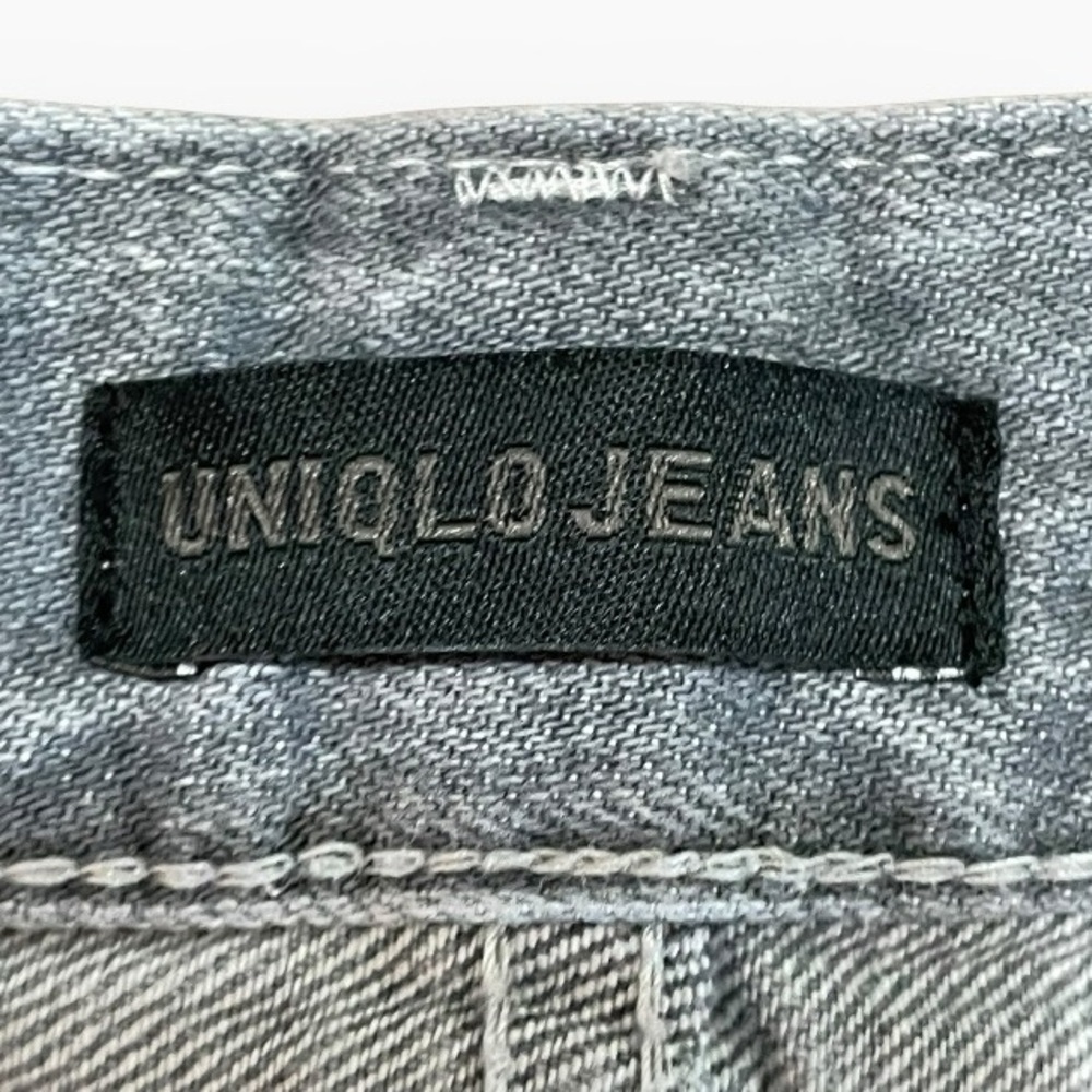 Uniqlo Gray Straight Leg Jeans Size 23 Cotton Tencel Soft Denim High Rise - Picture 2 of 10